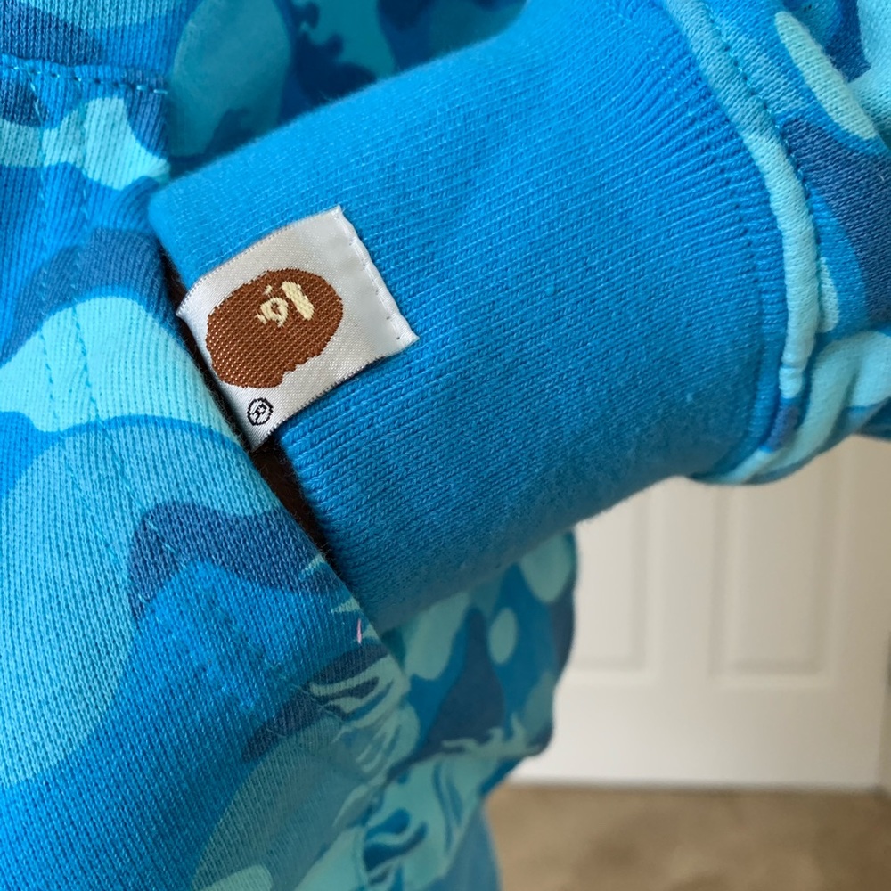 Bape zip up hoodie - Picture 9 of 16